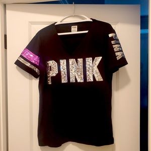 VS pink tee
